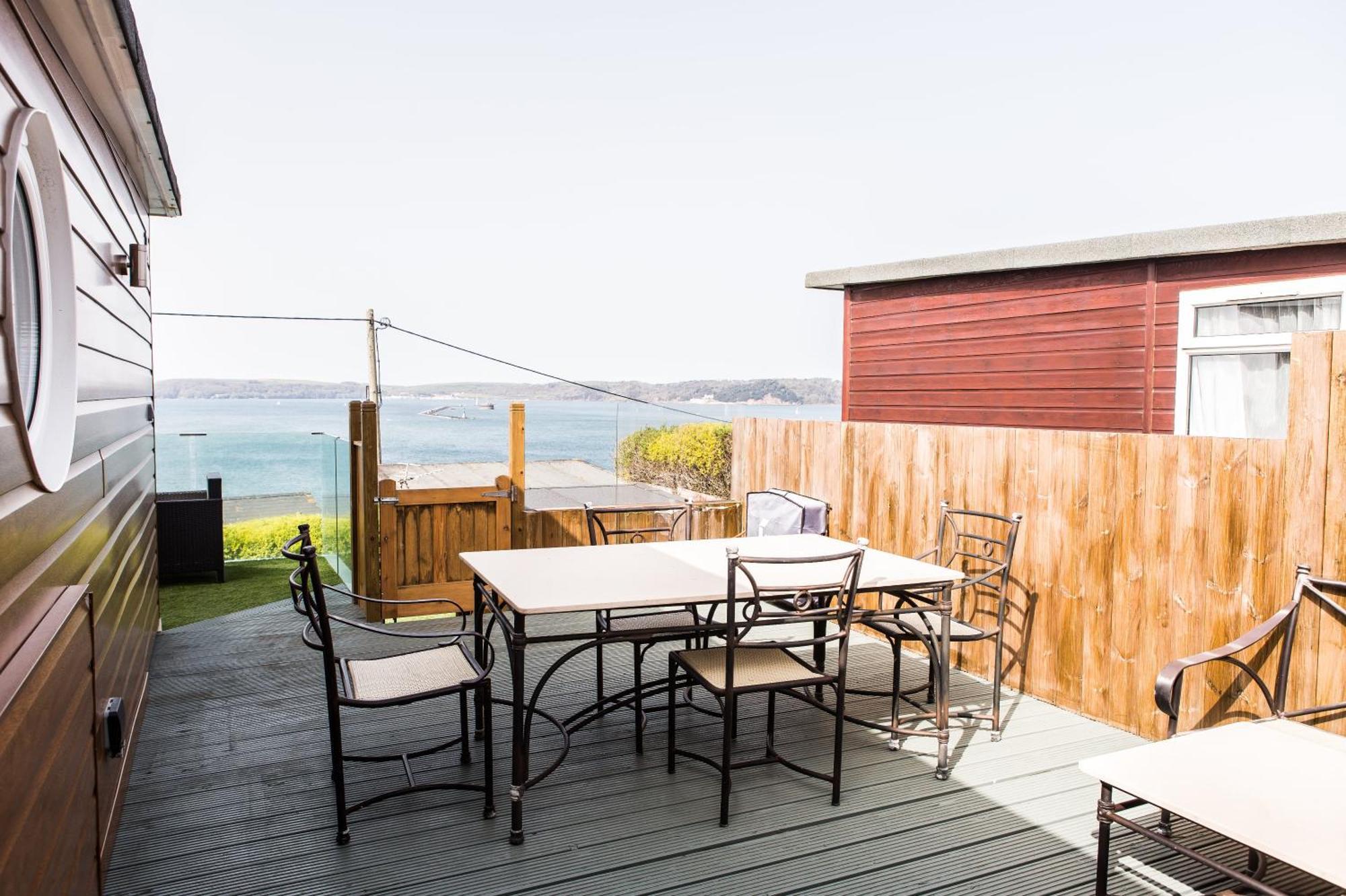 2 Bedroom Chalet With Sea Views Plymouth Exterior photo